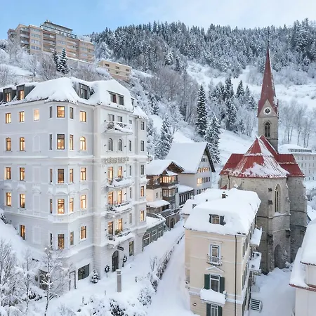 Residenz Aparthotel 4*